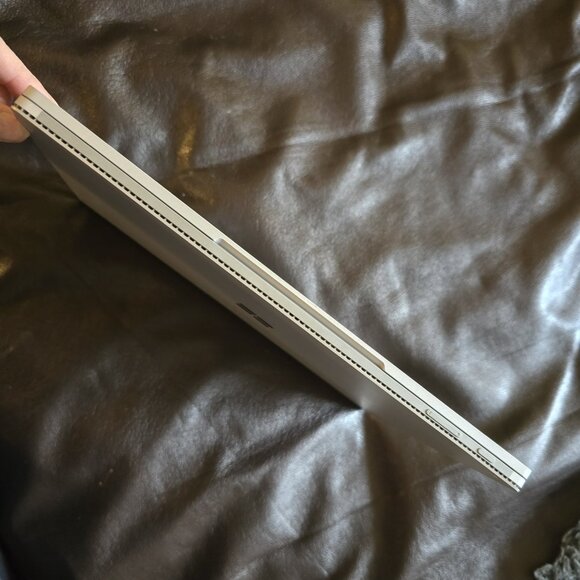 Microsoft Surface Book SX3-0001 Convertible Tablet / Laptop (AS IS, for parts) - Picture 10 of 13